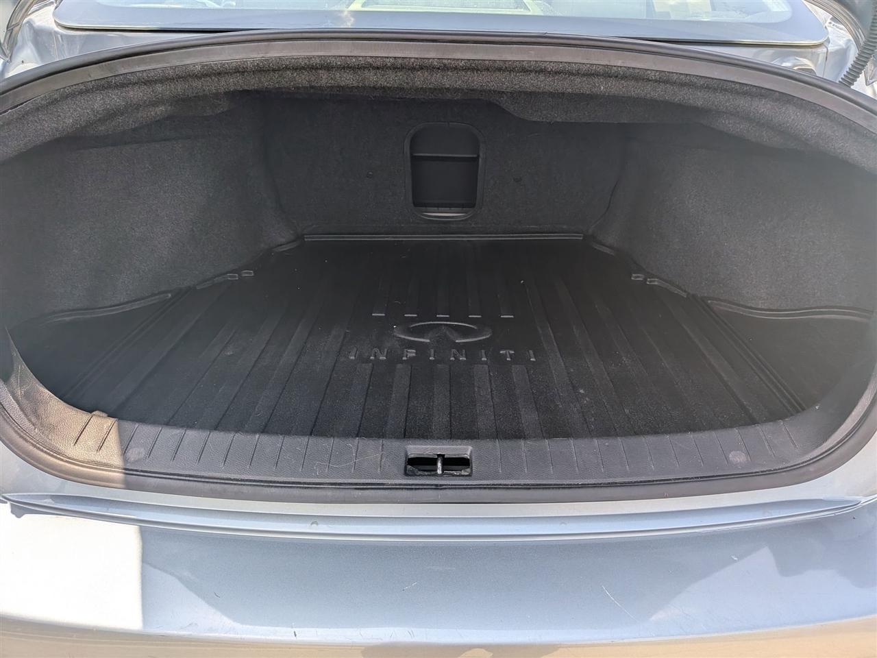 Infiniti Q50 Premium AWD 2014