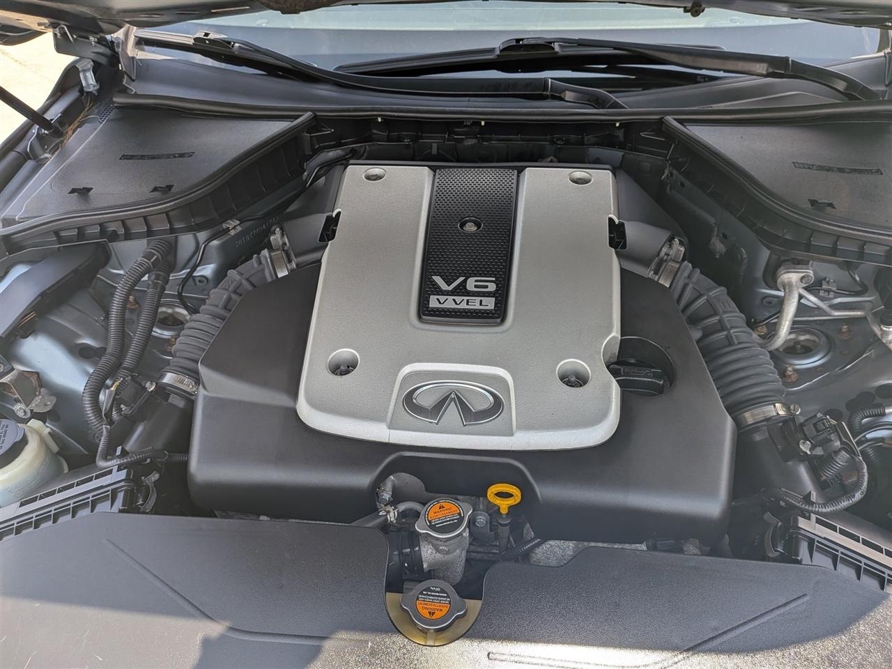 Infiniti Q50 Premium AWD 2014