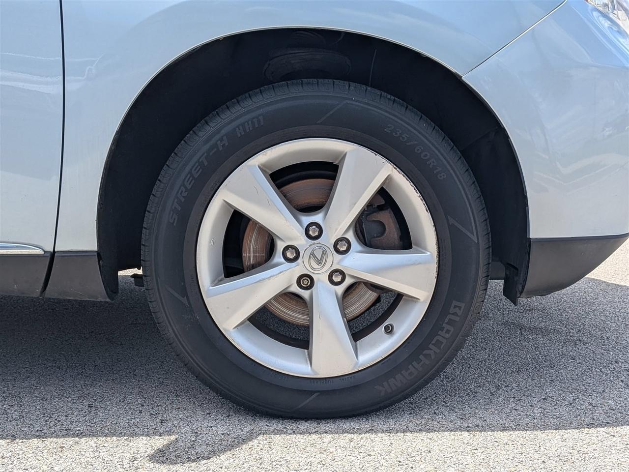 Lexus RX 350 4D SUV AWD 2011