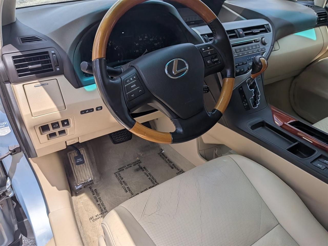 Lexus RX 350 4D SUV AWD 2011