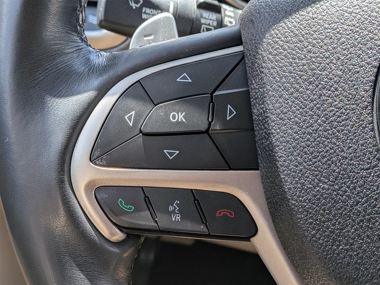 Jeep Grand Cherokee Limited 4D SUV 4WD 2015