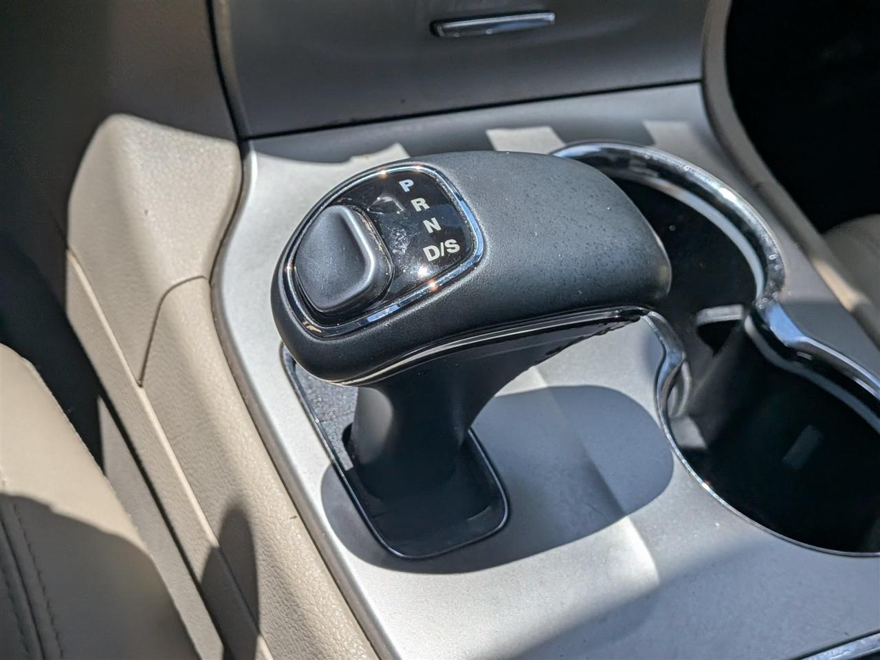 Jeep Grand Cherokee Limited 4D SUV 4WD 2015