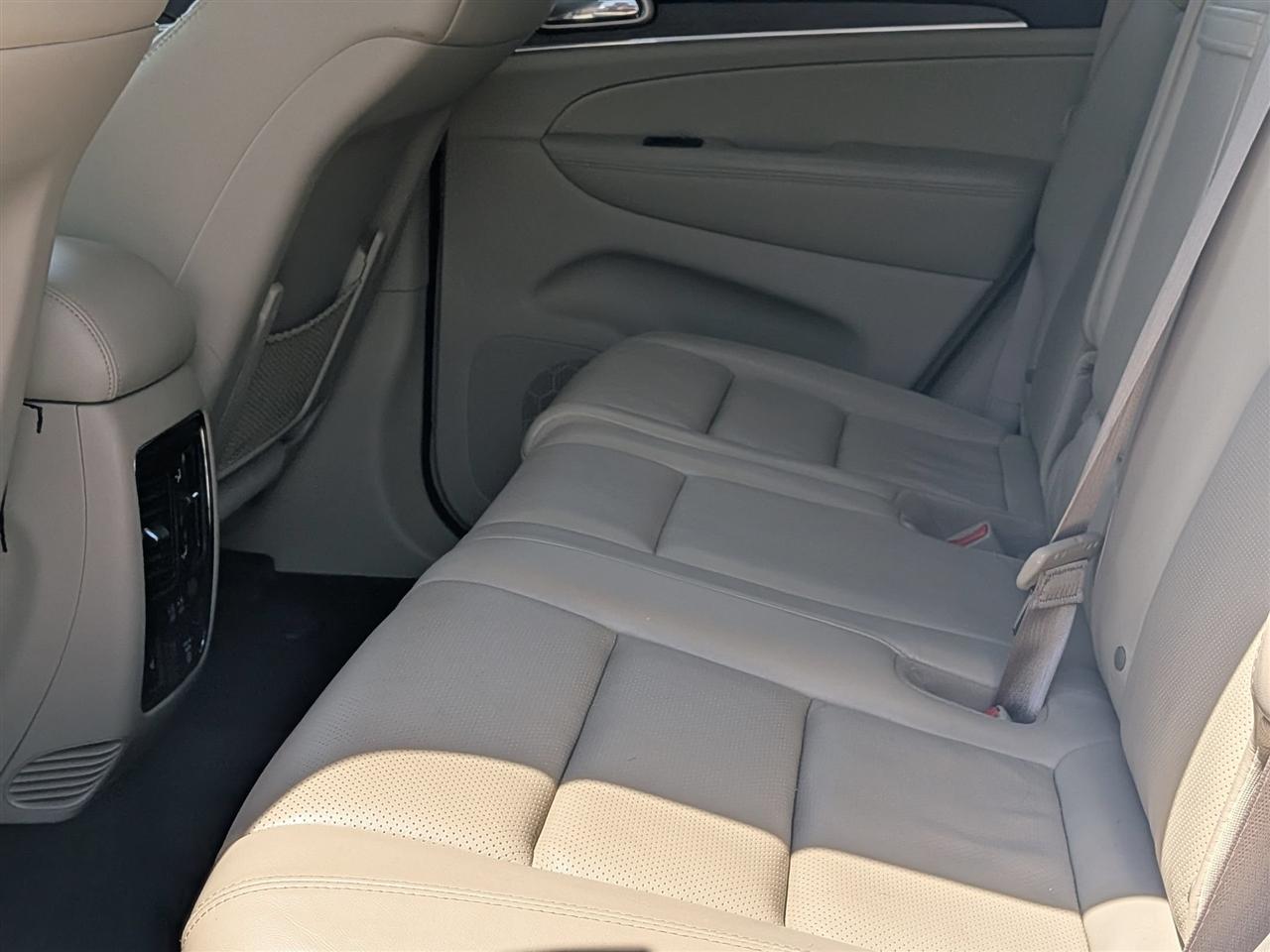Jeep Grand Cherokee Limited 4D SUV 4WD 2015