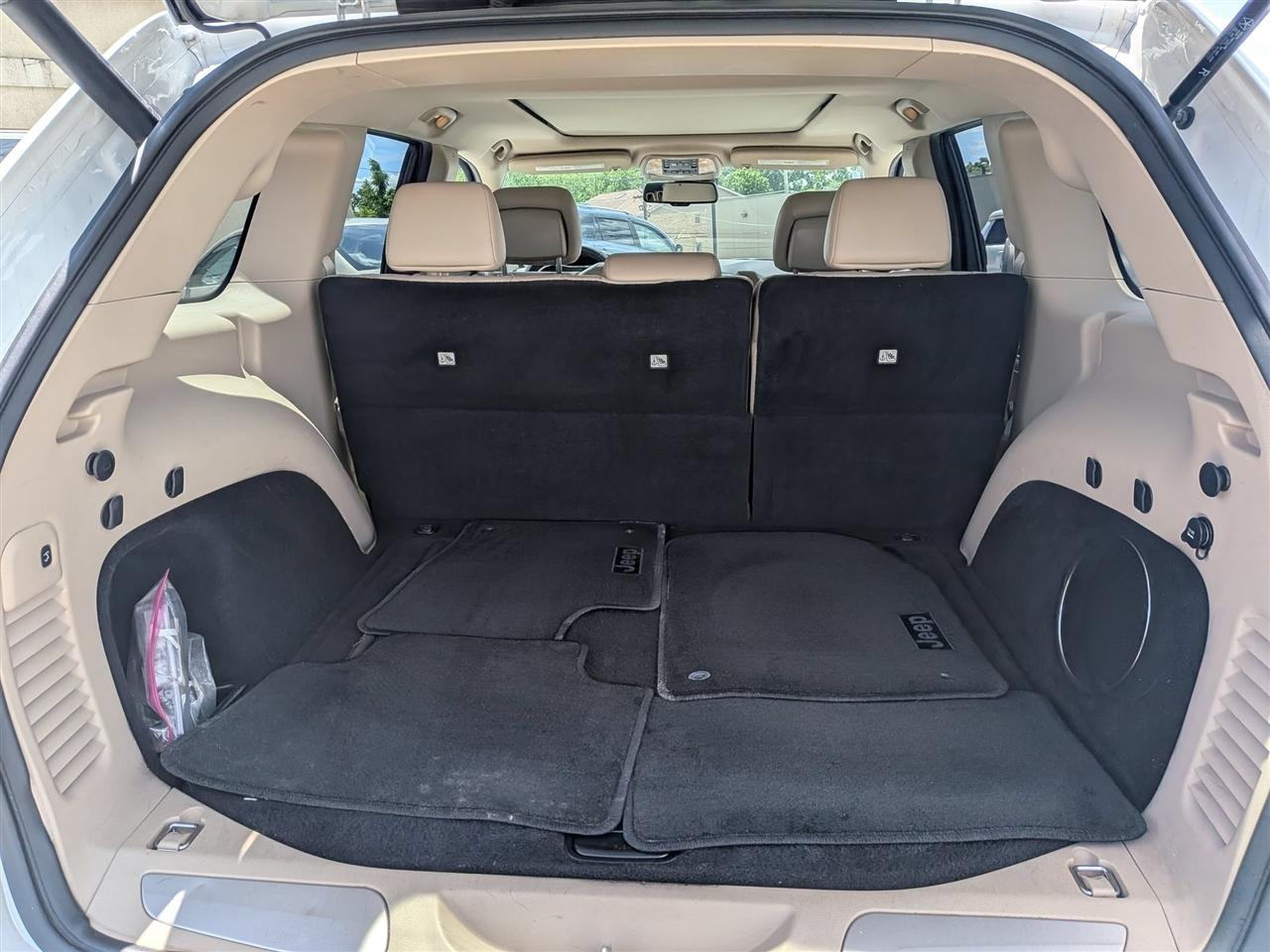 Jeep Grand Cherokee Limited 4D SUV 4WD 2015