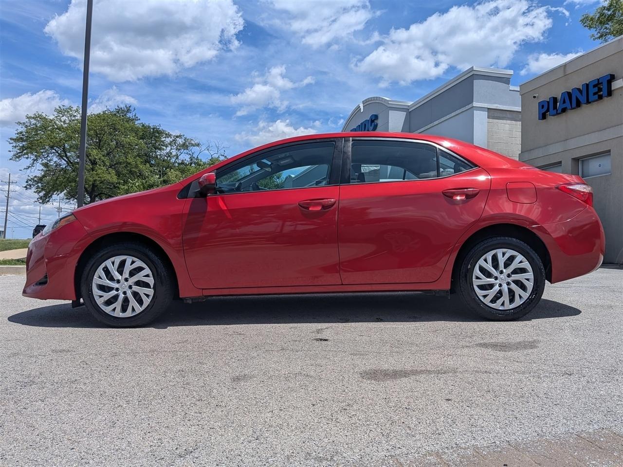 Toyota Corolla LE 4D Sedan 2017