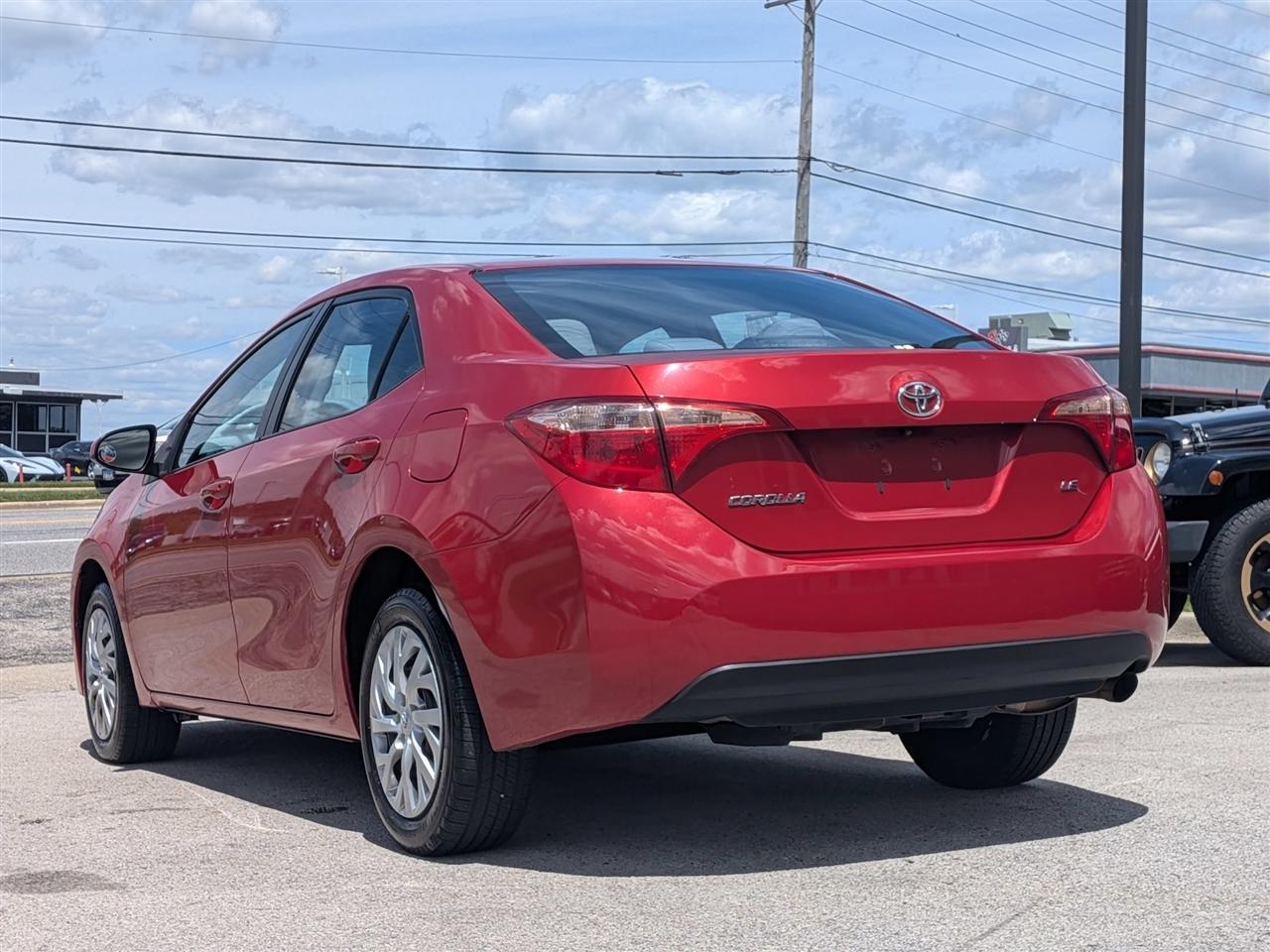 Toyota Corolla LE 4D Sedan 2017