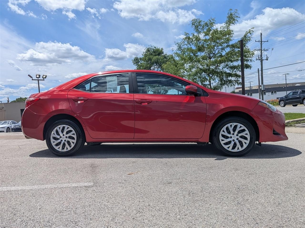 Toyota Corolla LE 4D Sedan 2017