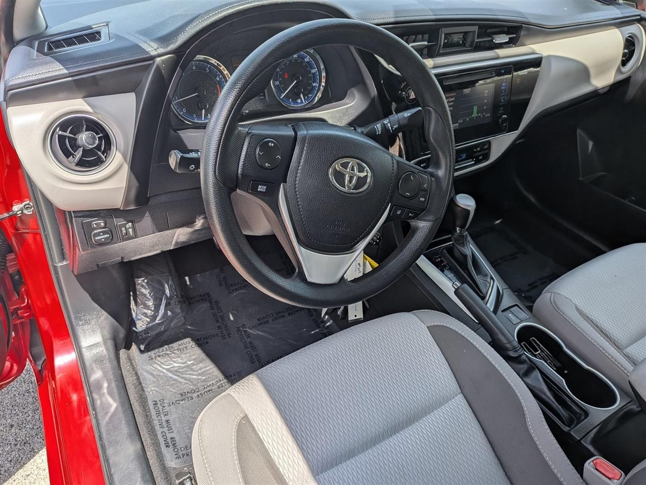Toyota Corolla LE 4D Sedan 2017