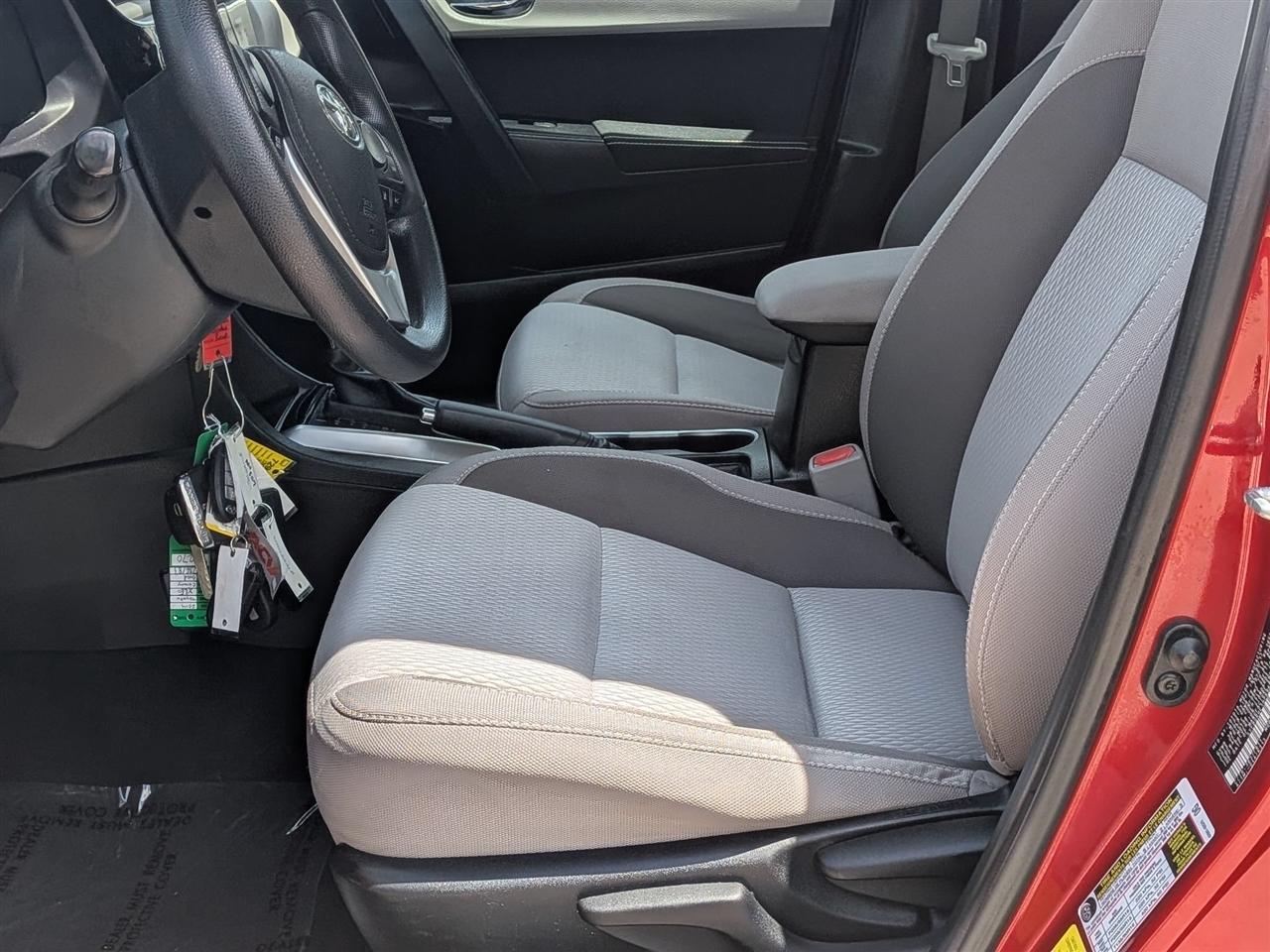 Toyota Corolla LE 4D Sedan 2017