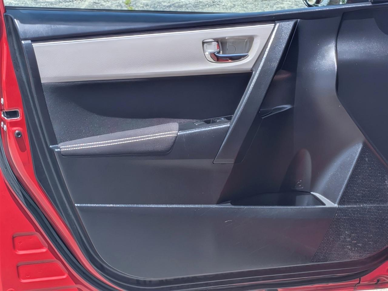 Toyota Corolla LE 4D Sedan 2017