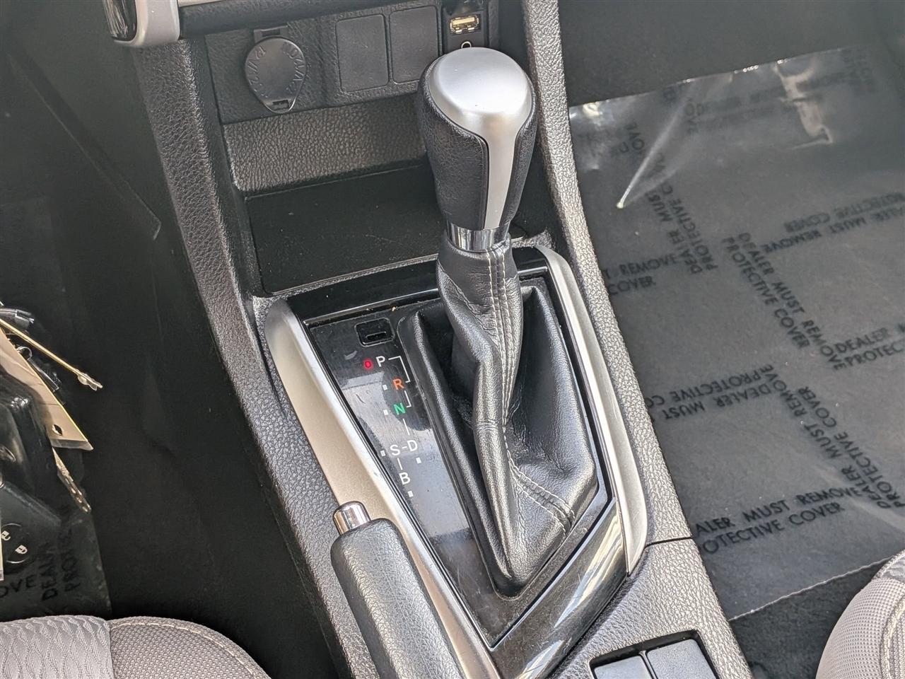 Toyota Corolla LE 4D Sedan 2017