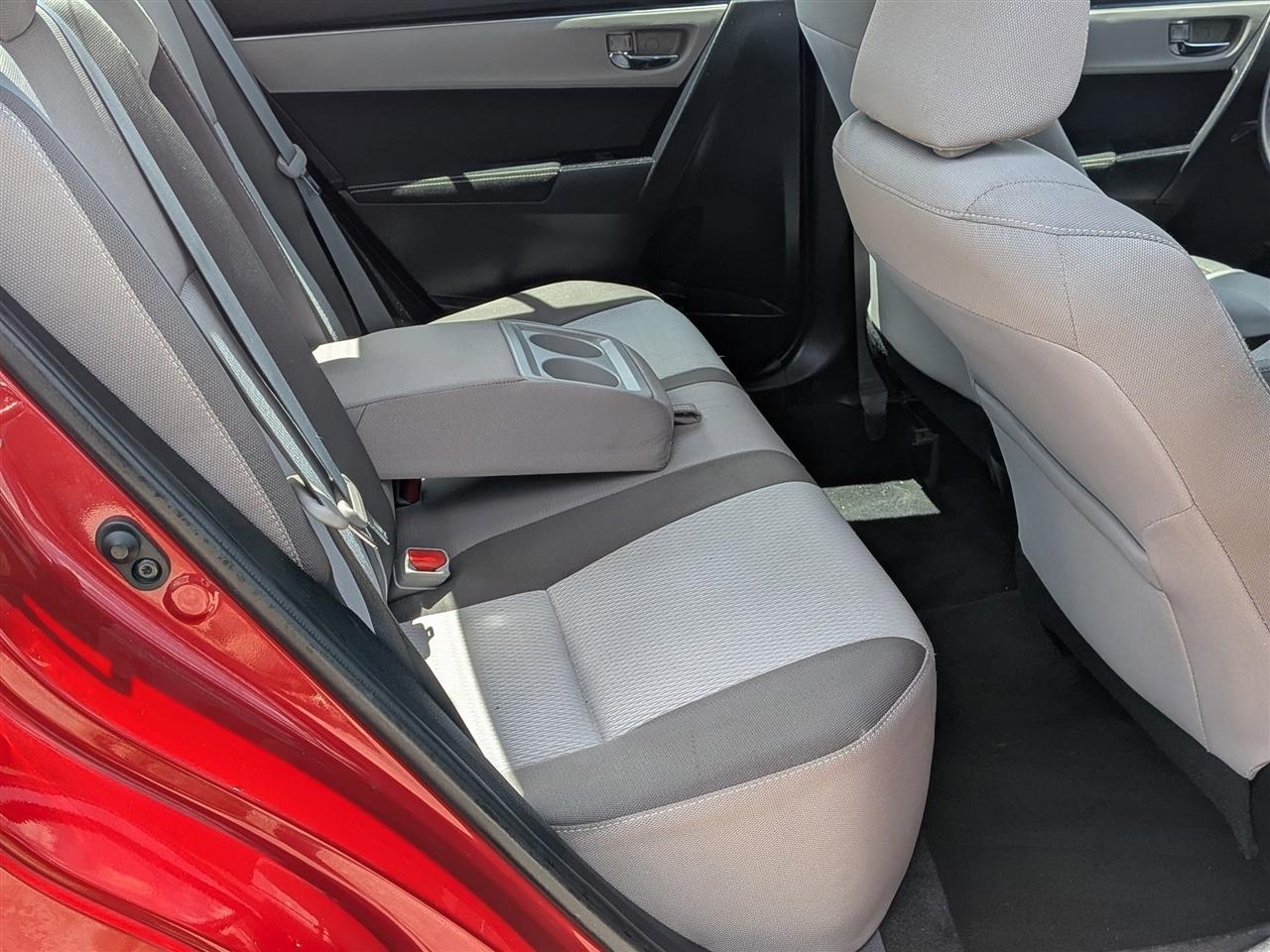 Toyota Corolla LE 4D Sedan 2017