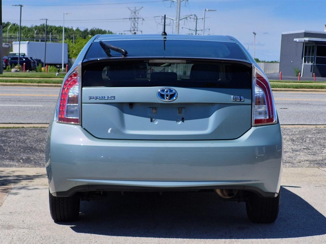 Toyota Prius Three 2014