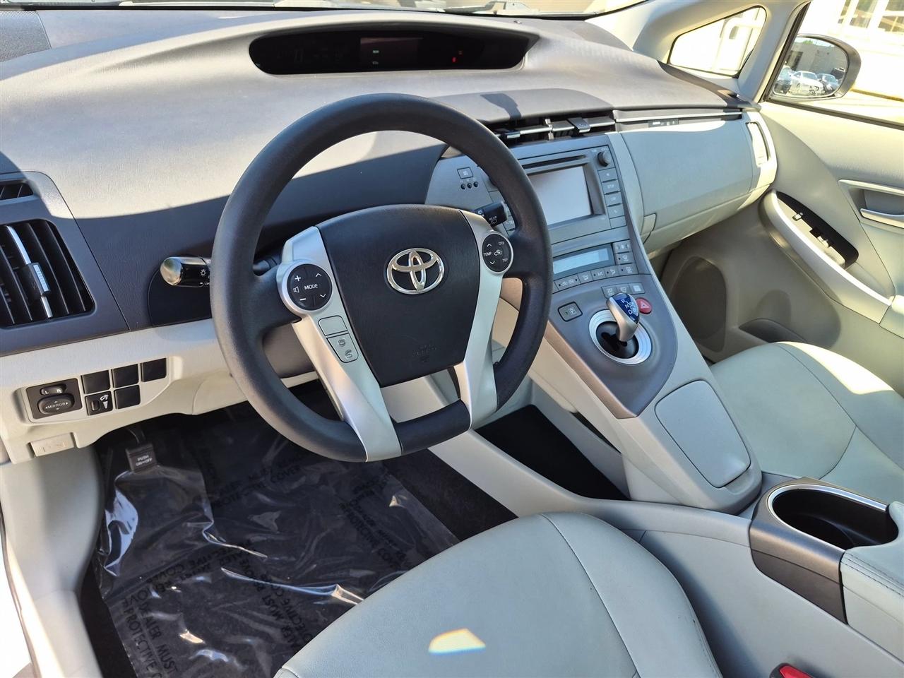 Toyota Prius Three 2014