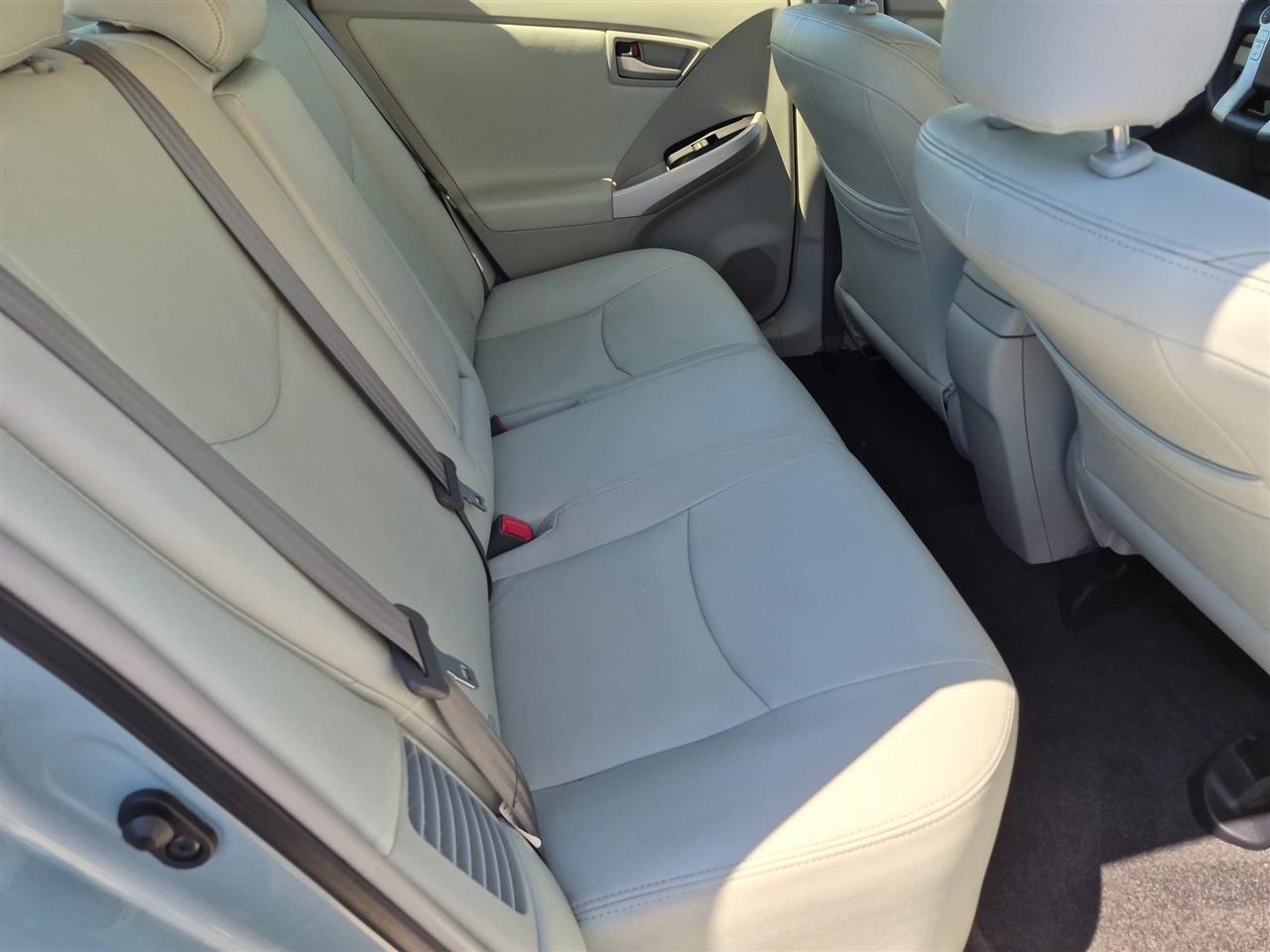 Toyota Prius Three 2014