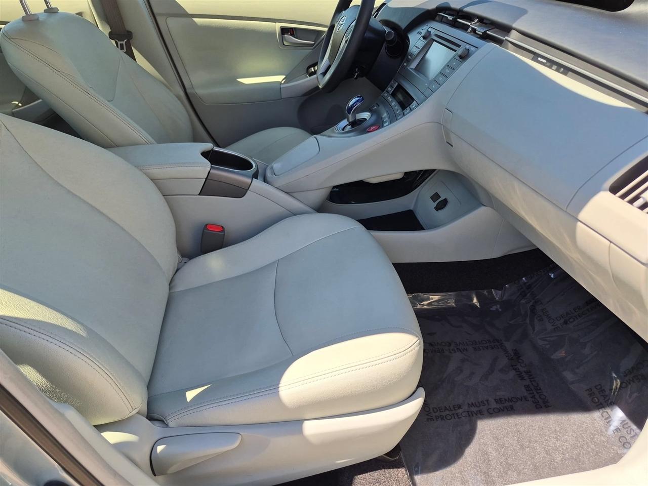 Toyota Prius Three 2014