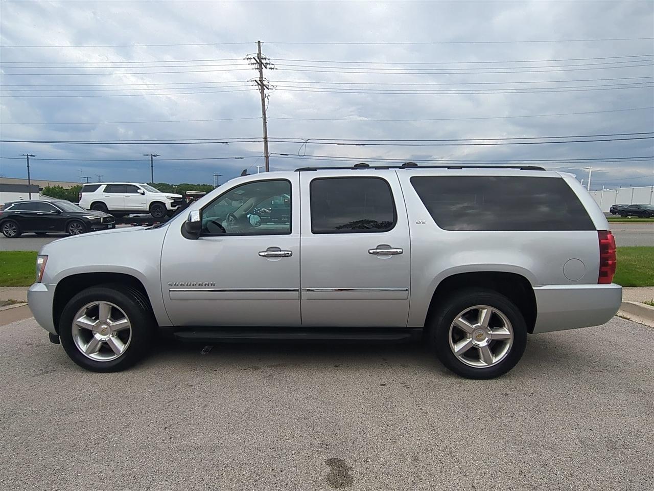 Chevrolet Suburban LTZ 1500 4WD 2013