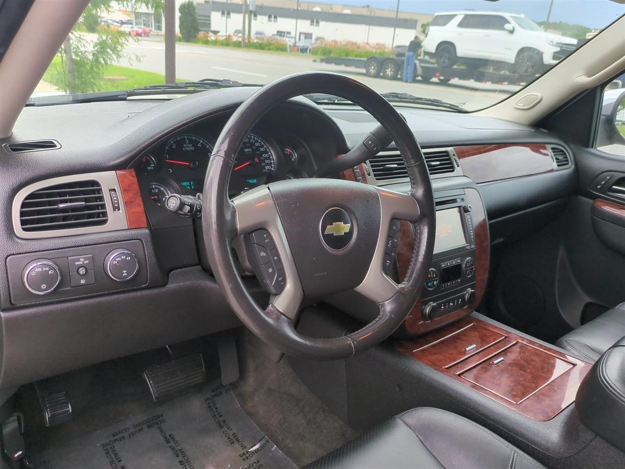 Chevrolet Suburban LTZ 1500 4WD 2013