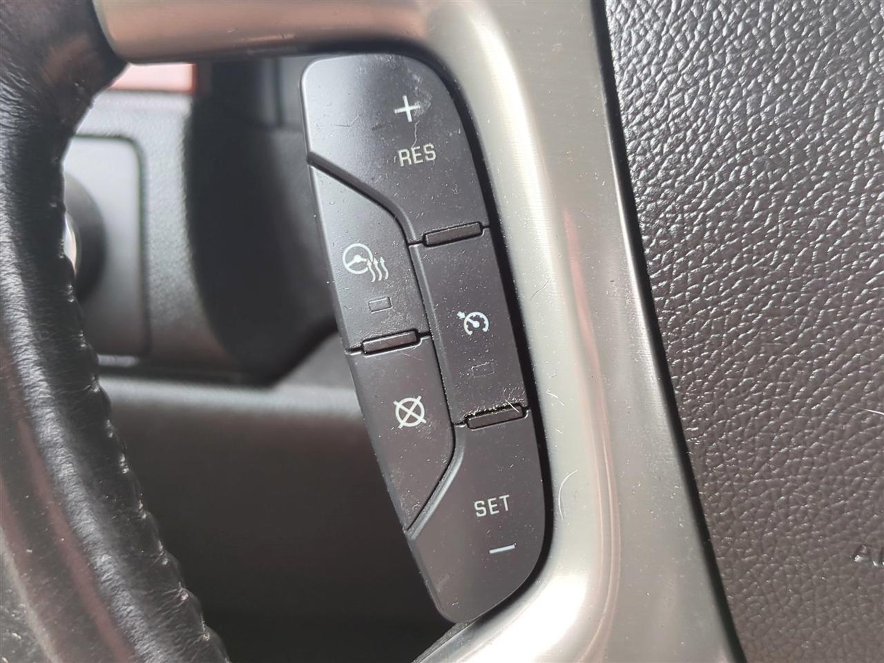 Chevrolet Suburban LTZ 1500 4WD 2013