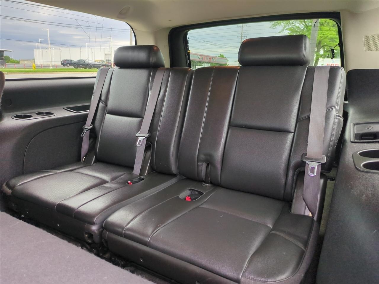 Chevrolet Suburban LTZ 1500 4WD 2013