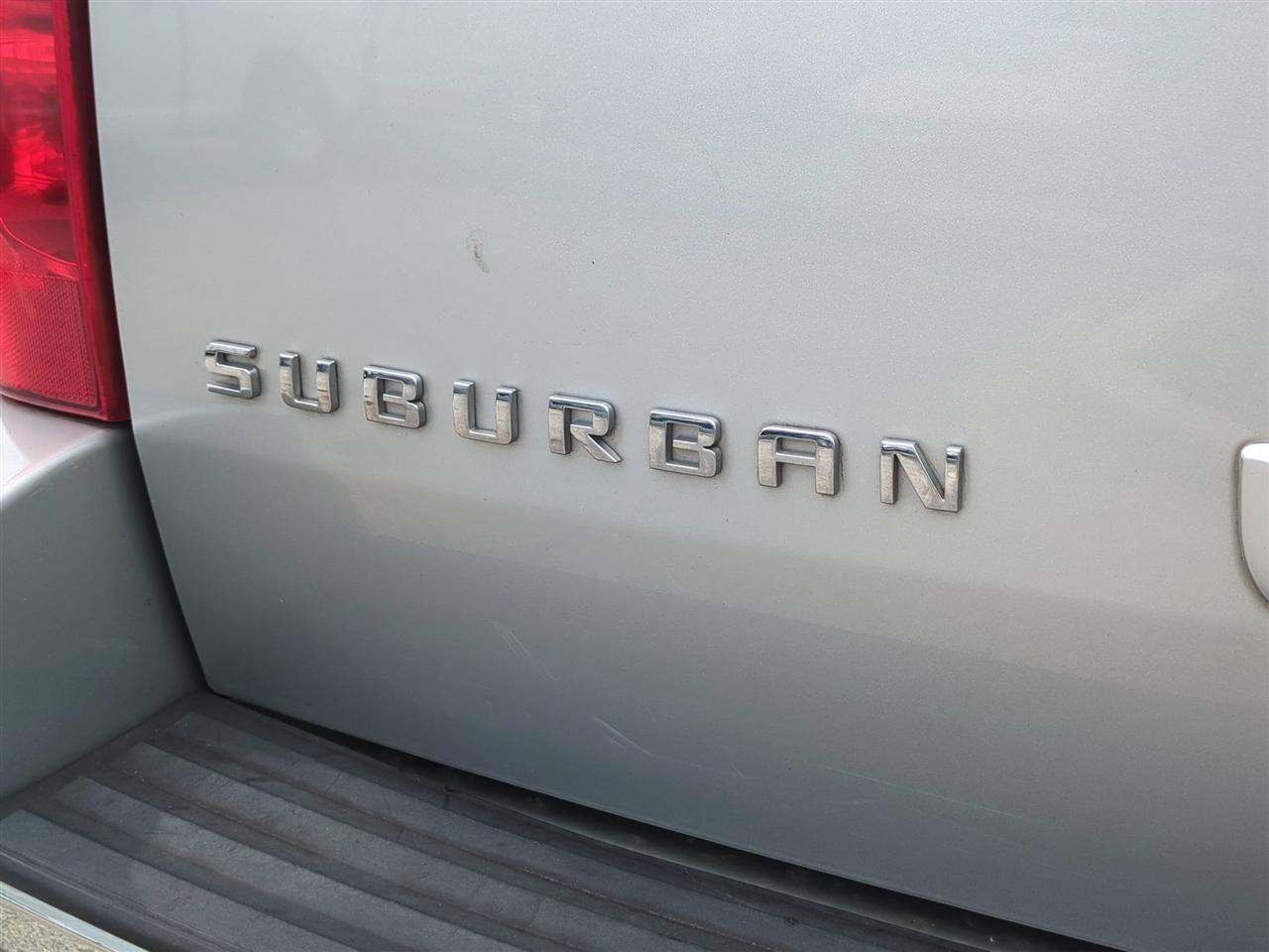 Chevrolet Suburban LTZ 1500 4WD 2013