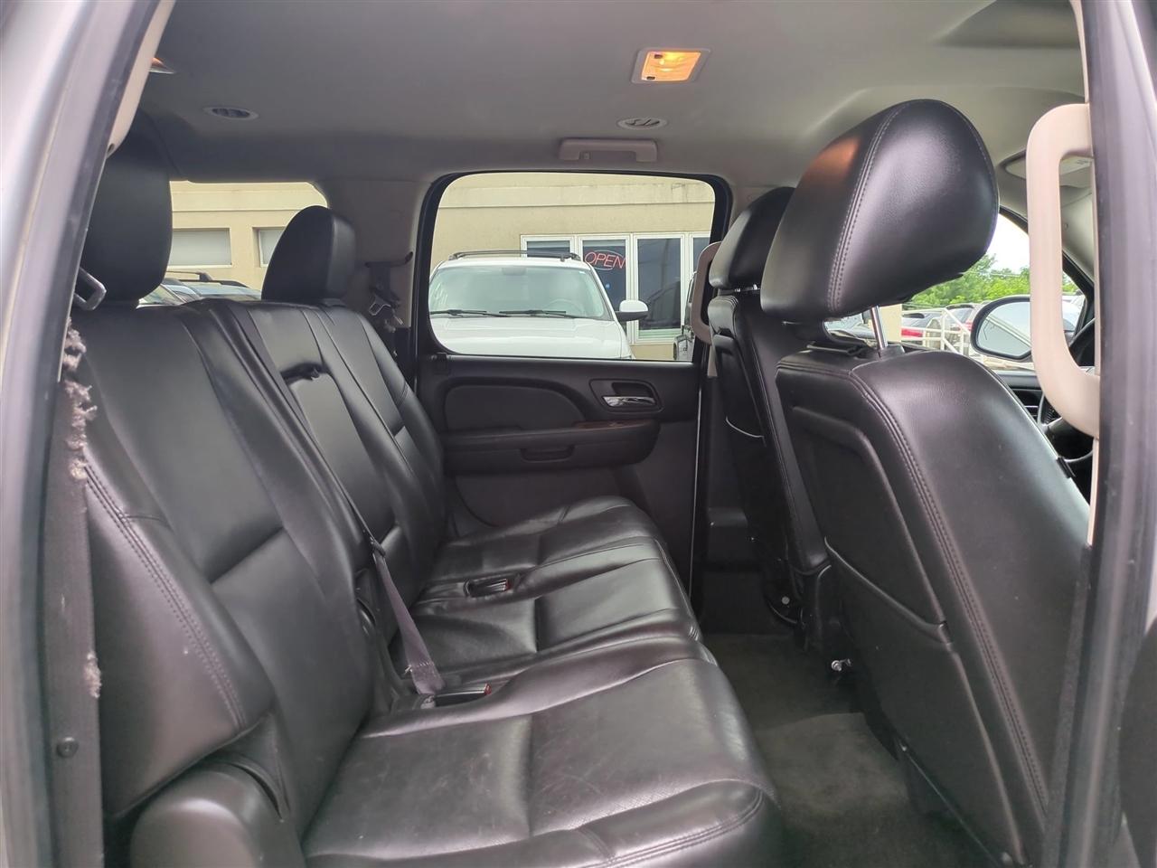 Chevrolet Suburban LTZ 1500 4WD 2013