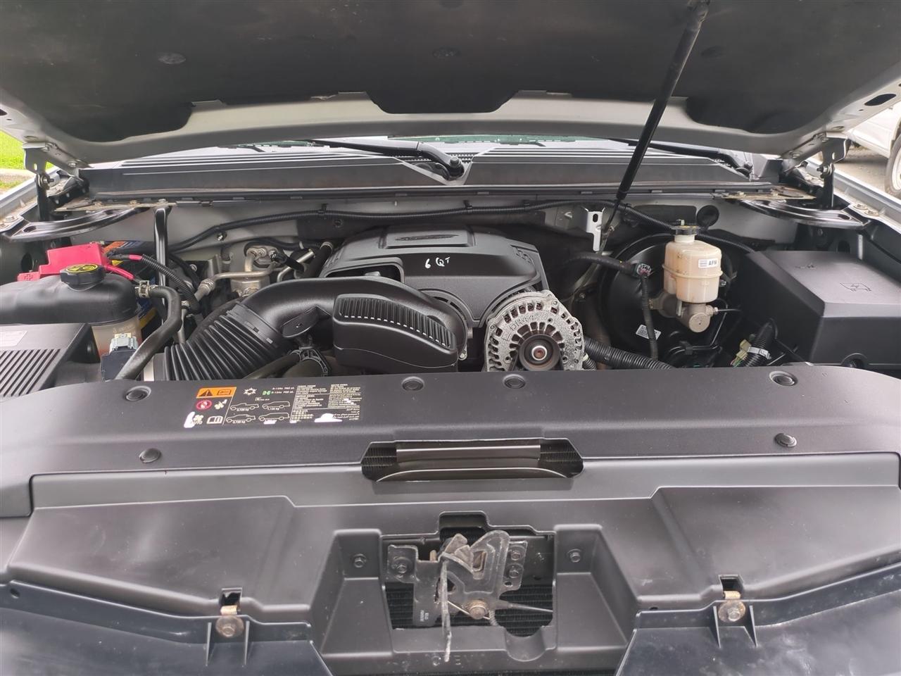 Chevrolet Suburban LTZ 1500 4WD 2013