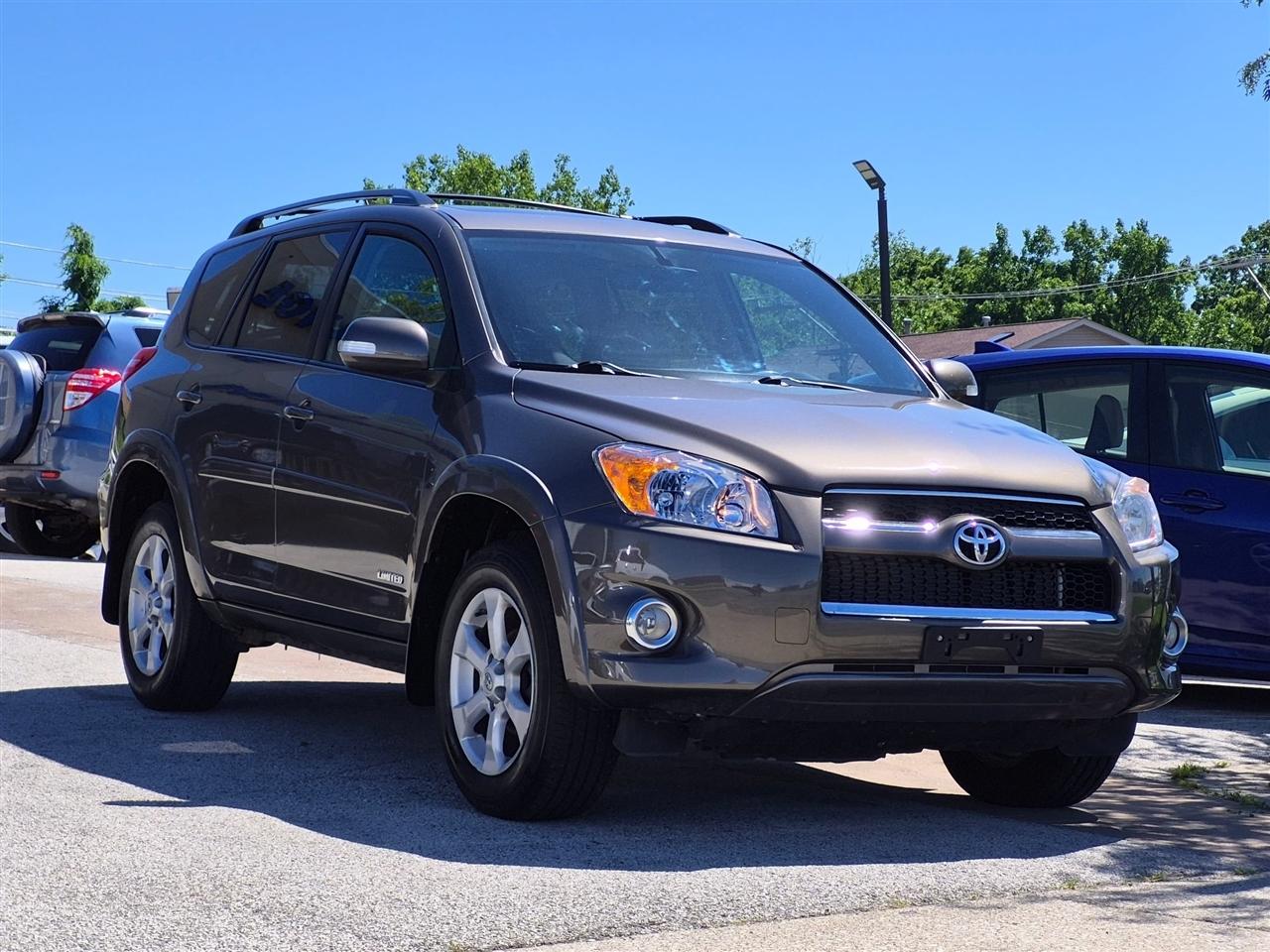 Toyota RAV4 Limited I4 4WD 2012