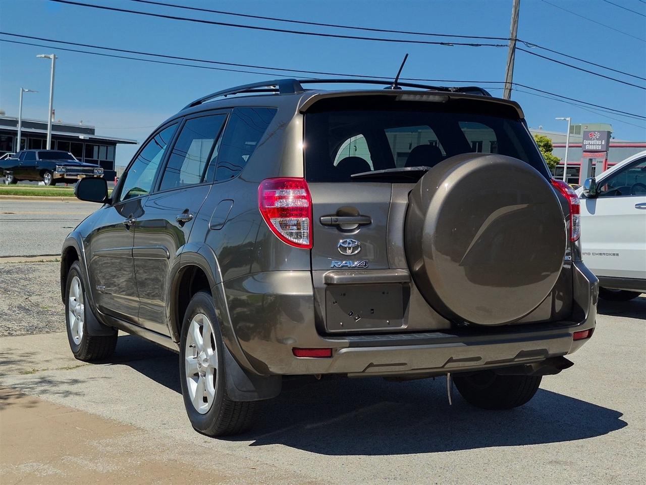 Toyota RAV4 Limited I4 4WD 2012