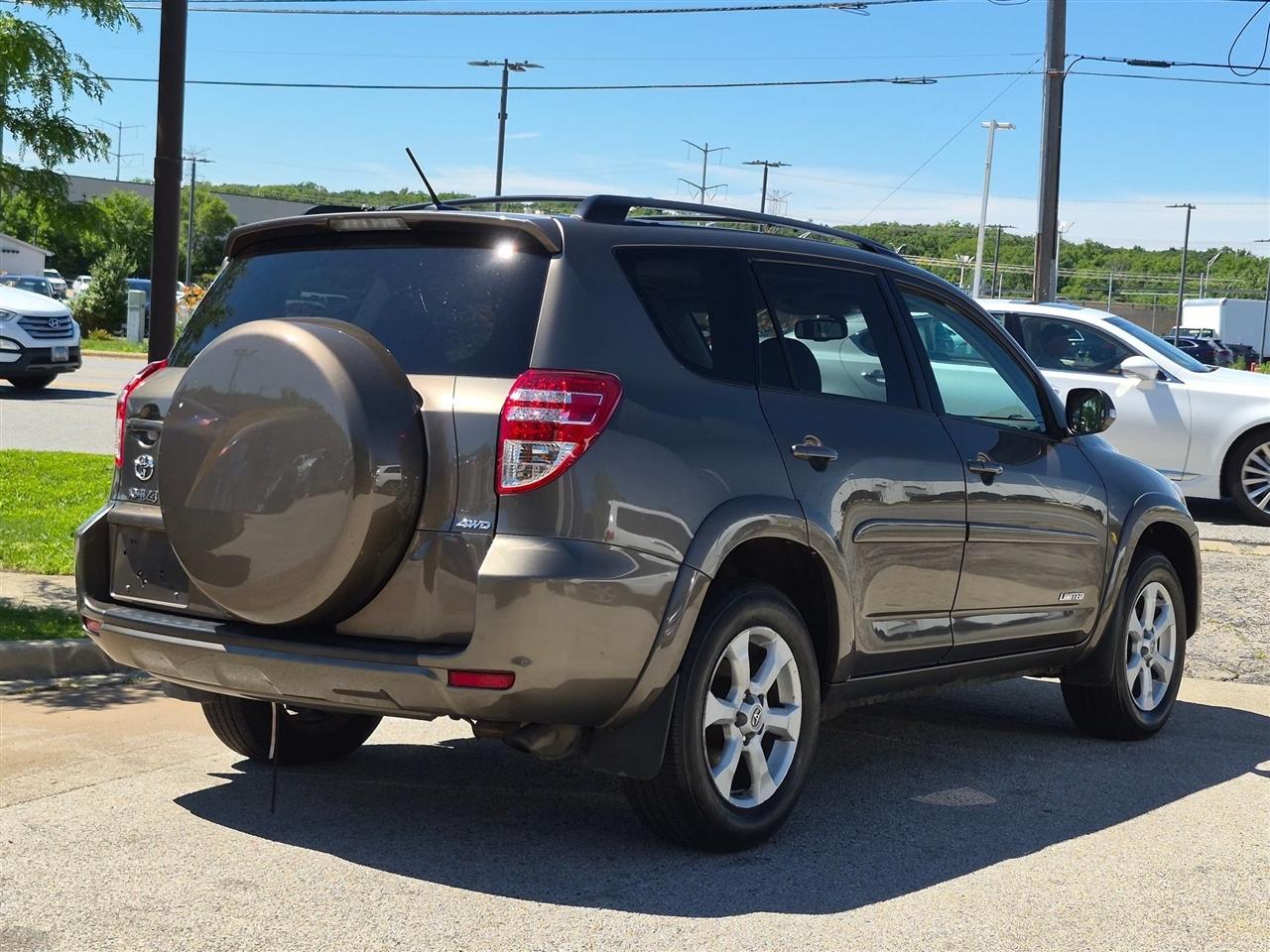 Toyota RAV4 Limited I4 4WD 2012