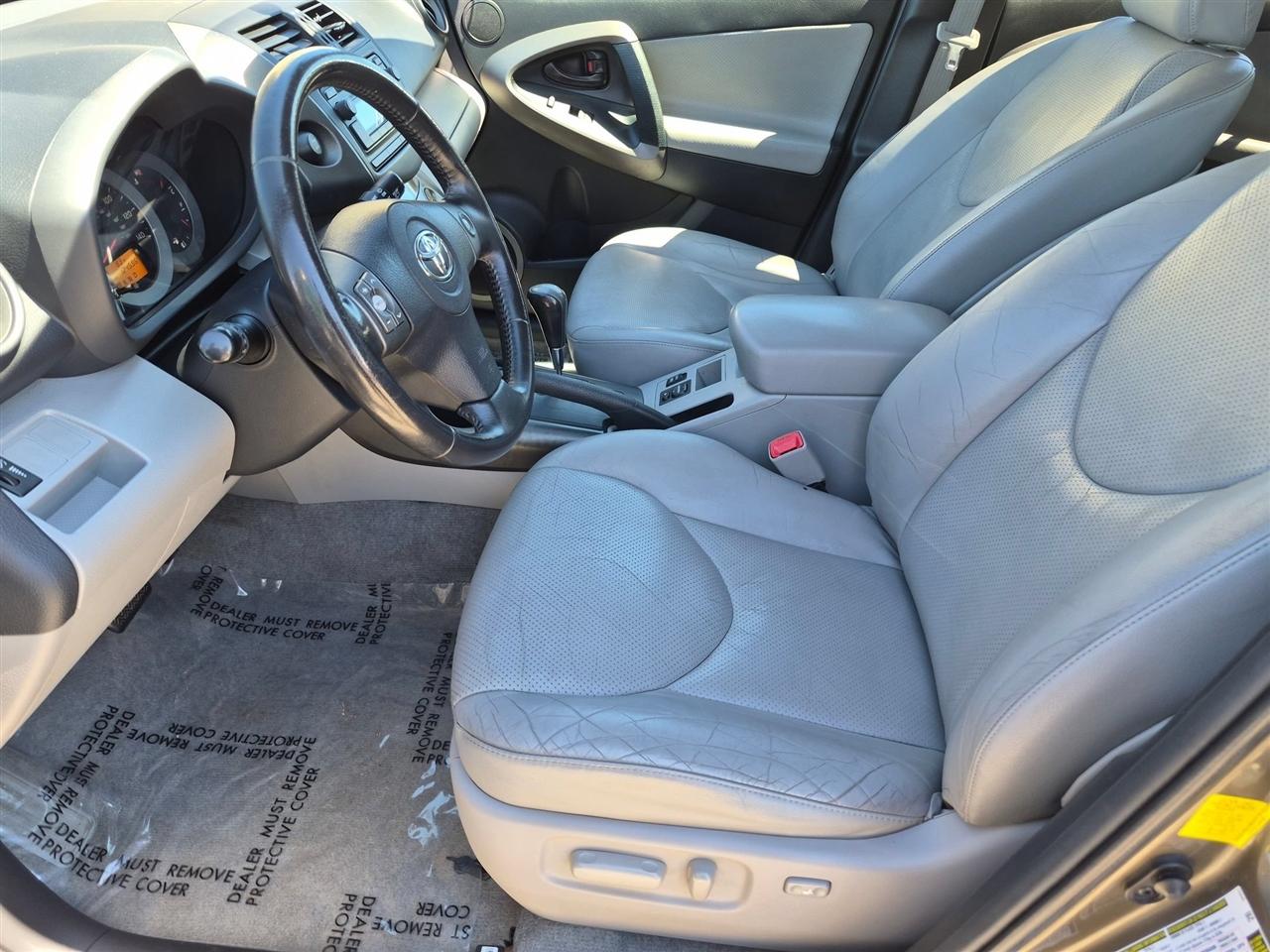 Toyota RAV4 Limited I4 4WD 2012