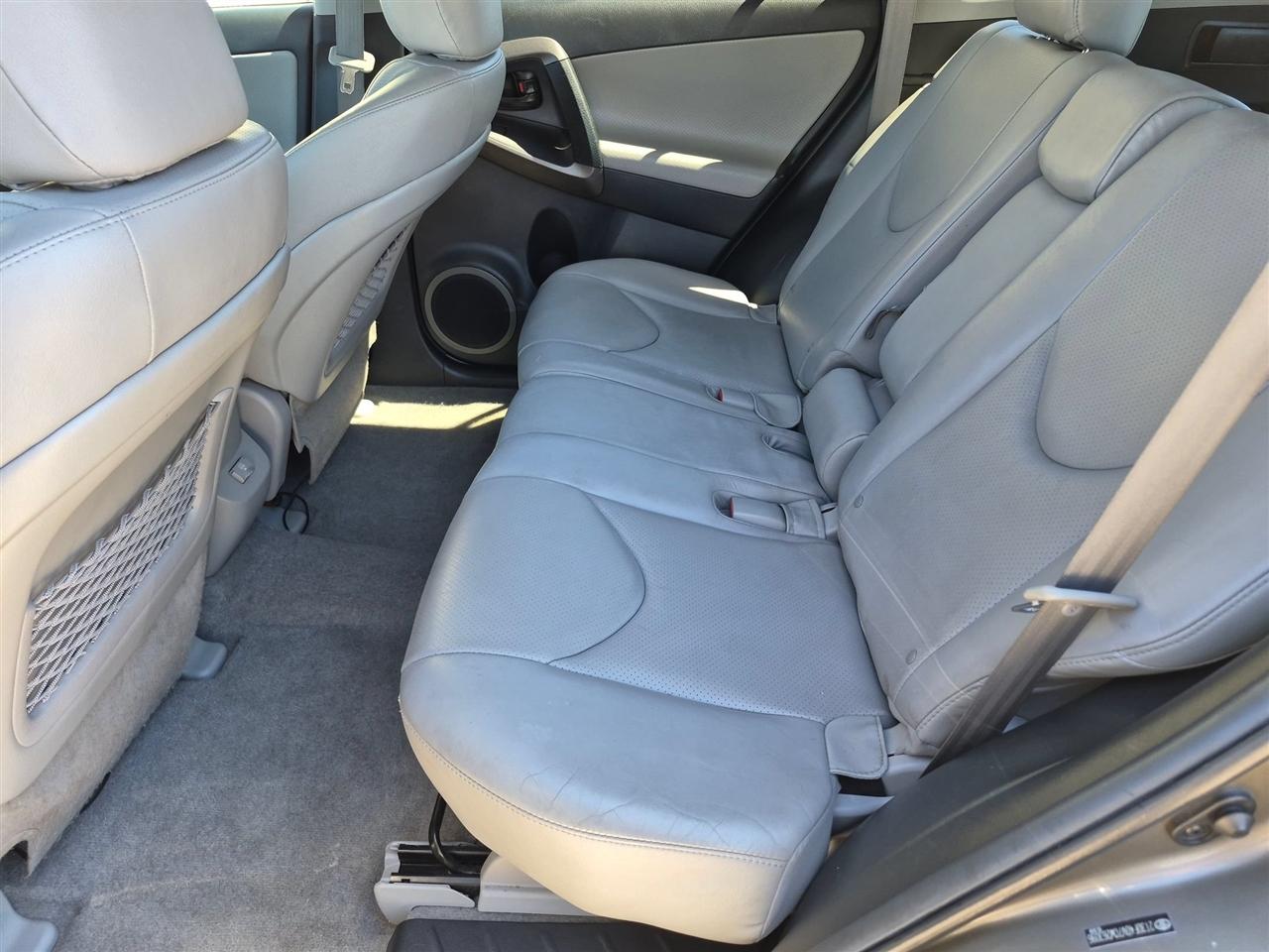 Toyota RAV4 Limited I4 4WD 2012