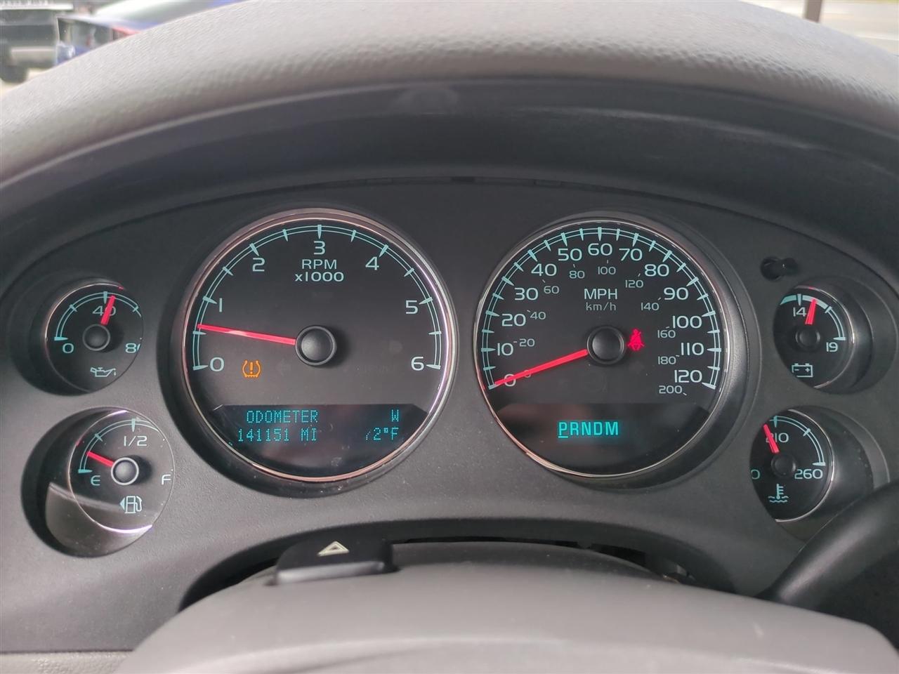 Chevrolet Avalanche LT 4WD 2011
