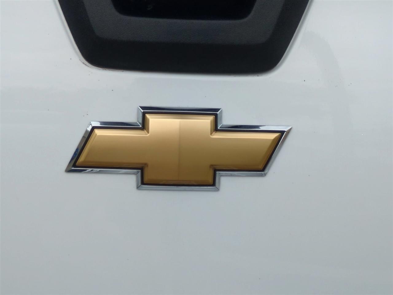 Chevrolet Avalanche LT 4WD 2011