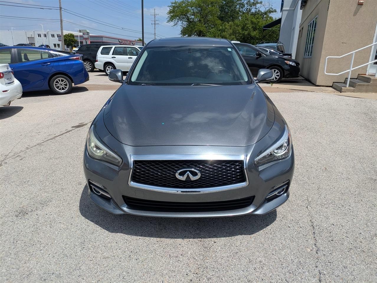 Infiniti Q50 Premium 4D Sedan AWD 2014