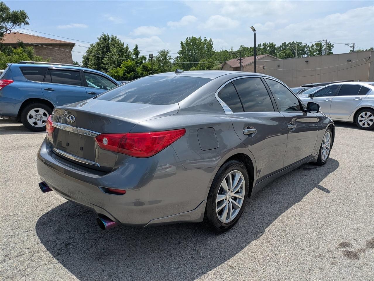 Infiniti Q50 Premium 4D Sedan AWD 2014