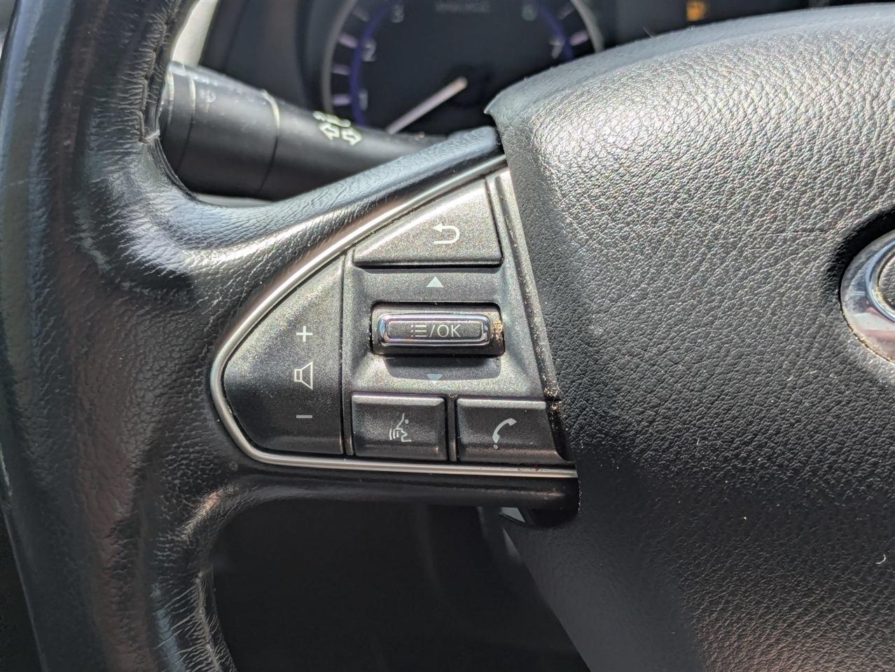 Infiniti Q50 Premium 4D Sedan AWD 2014