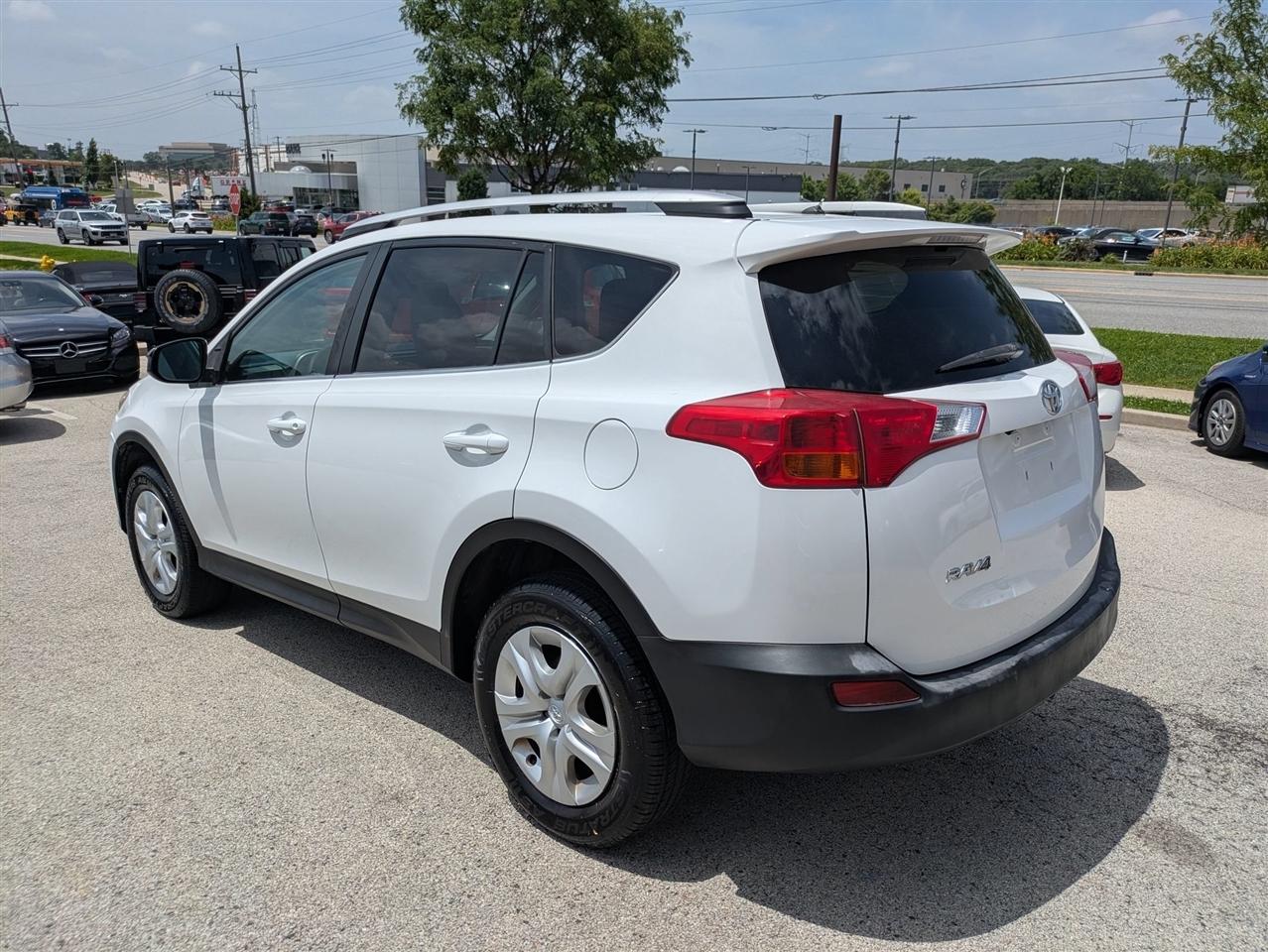 Toyota RAV4 LE AWD 2013
