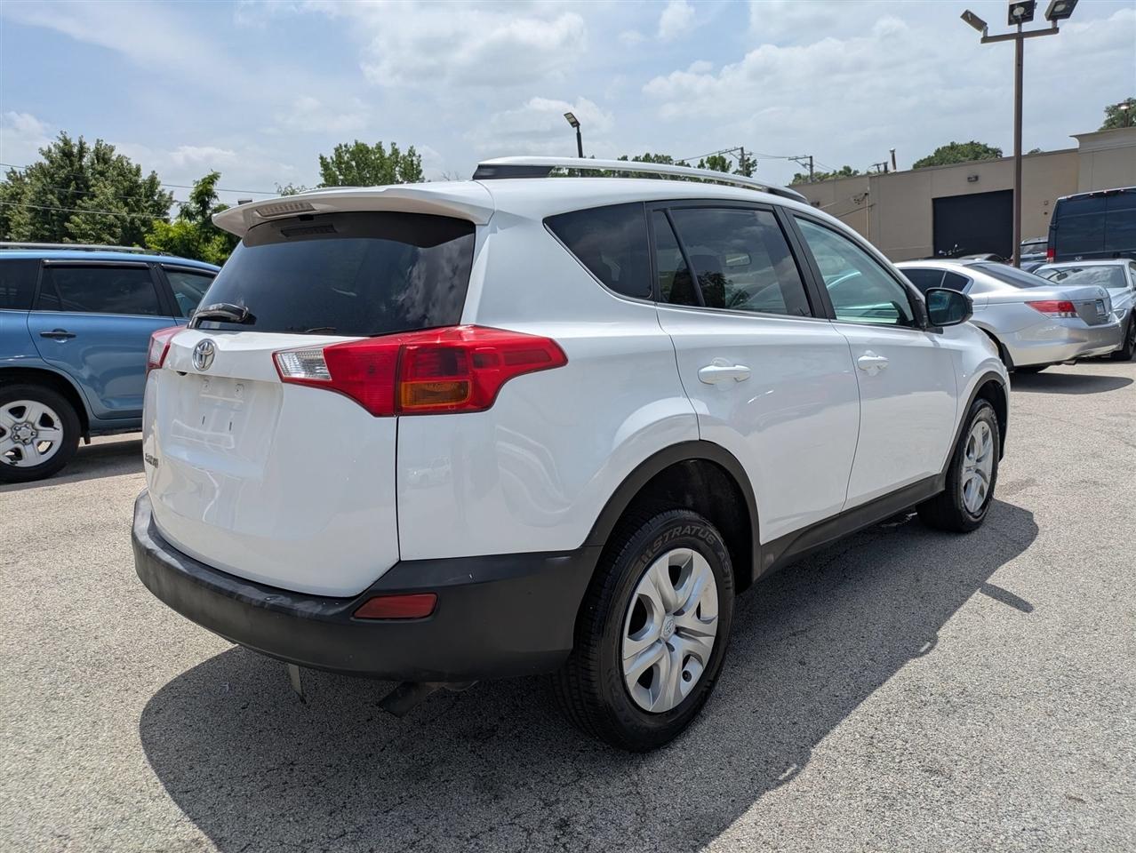 Toyota RAV4 LE AWD 2013