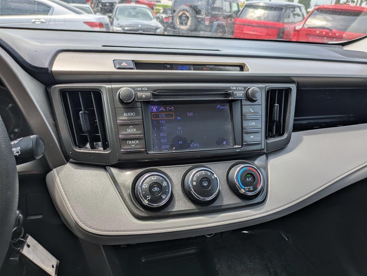 Toyota RAV4 LE AWD 2013