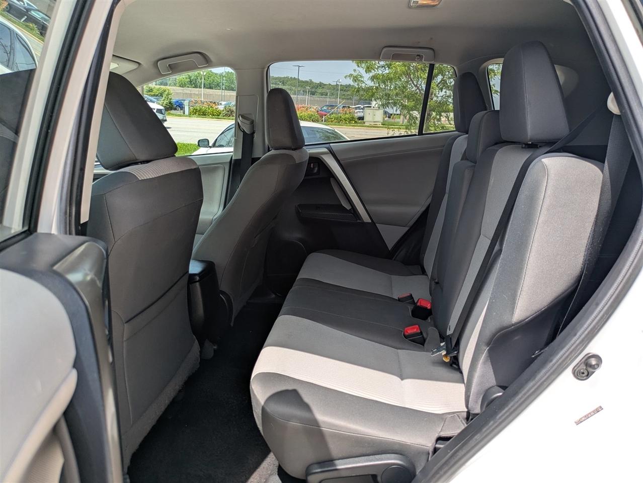 Toyota RAV4 LE AWD 2013