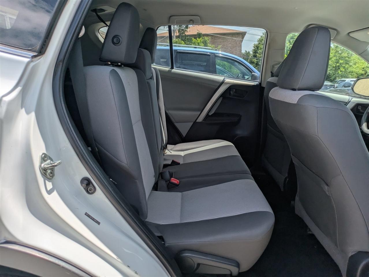 Toyota RAV4 LE AWD 2013