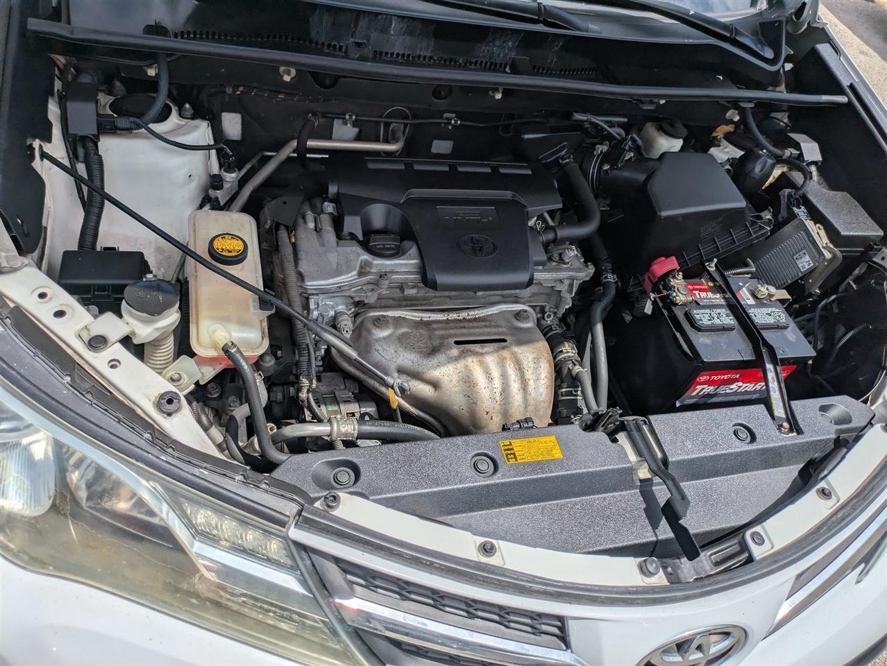 Toyota RAV4 LE AWD 2013