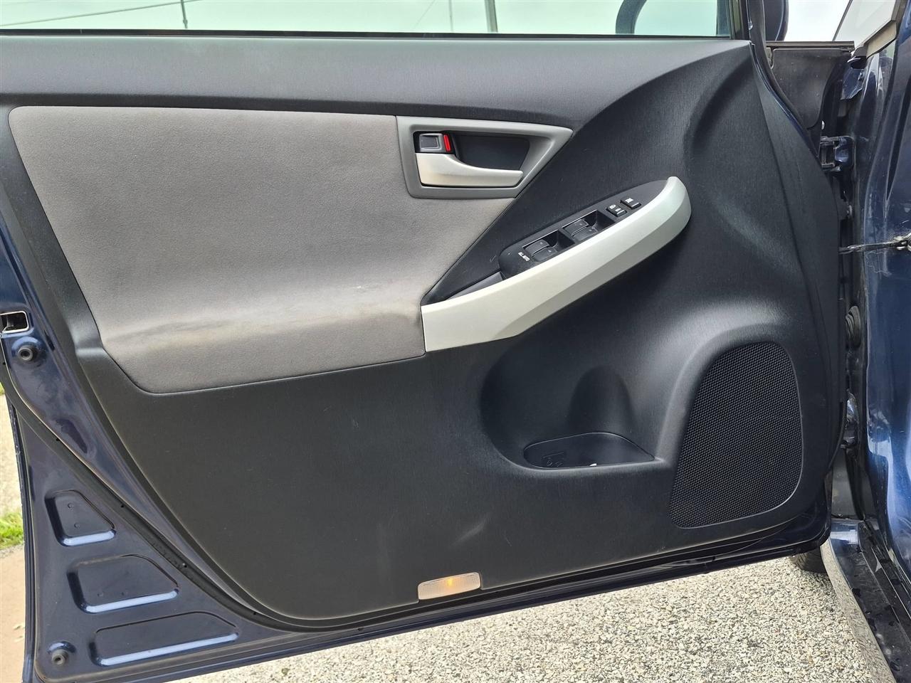 Toyota Prius Four 2015