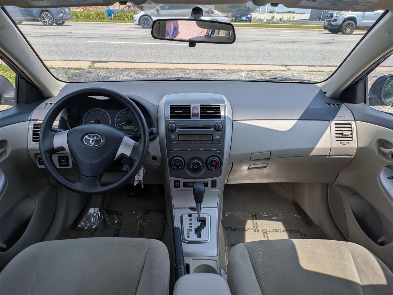 Toyota Corolla S 4D Sedan 2011