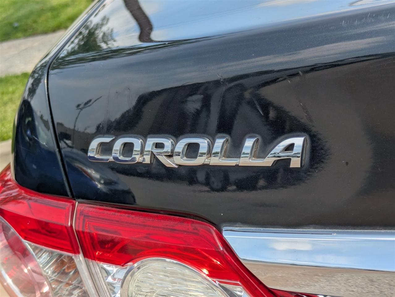 Toyota Corolla S 4D Sedan 2011