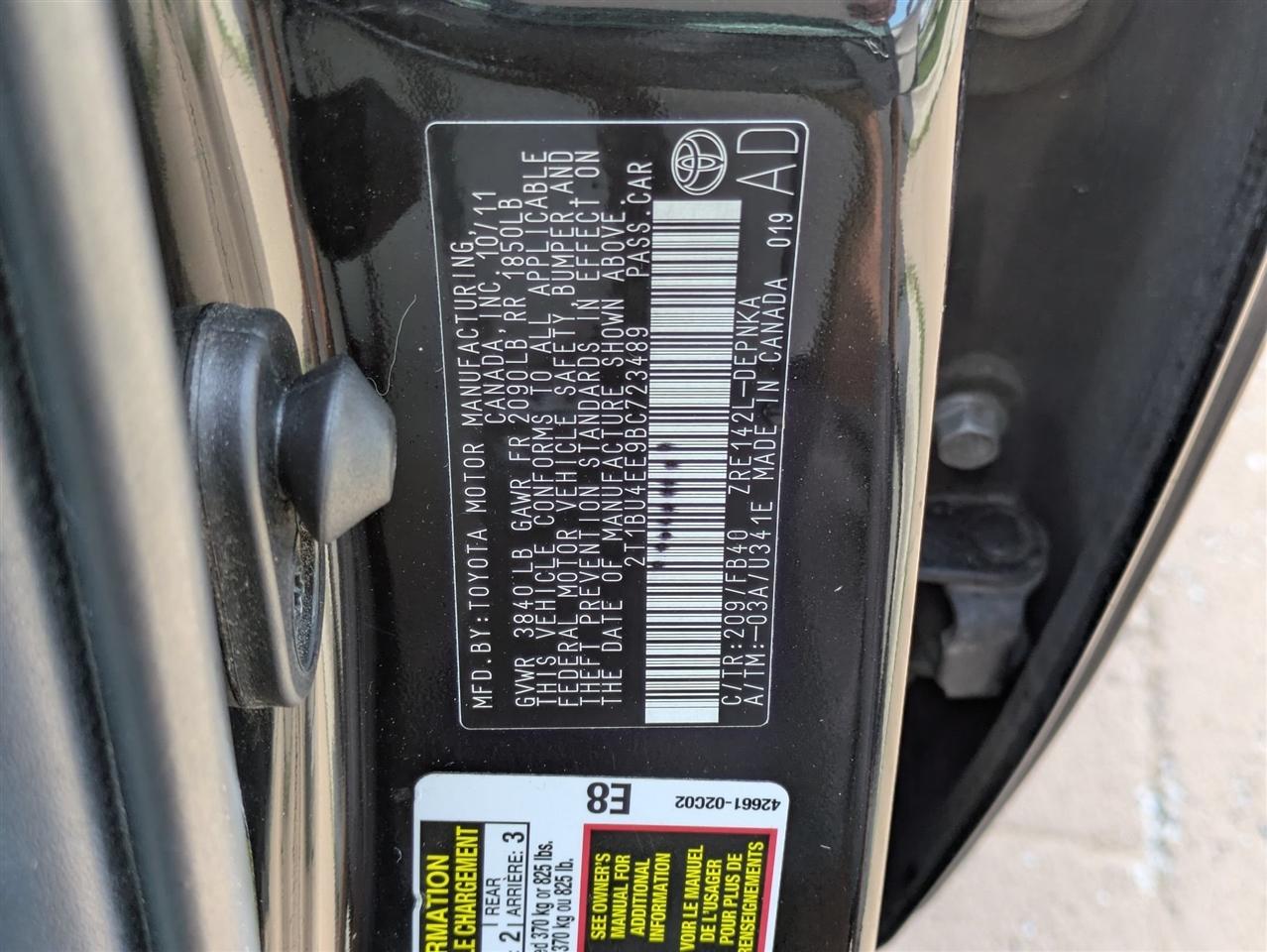 Toyota Corolla S 4D Sedan 2011