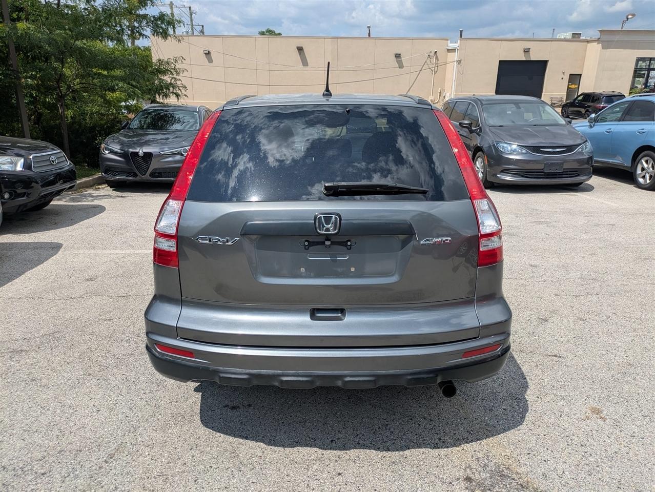 Honda CR-V SE 4WD 5-Speed AT 2011