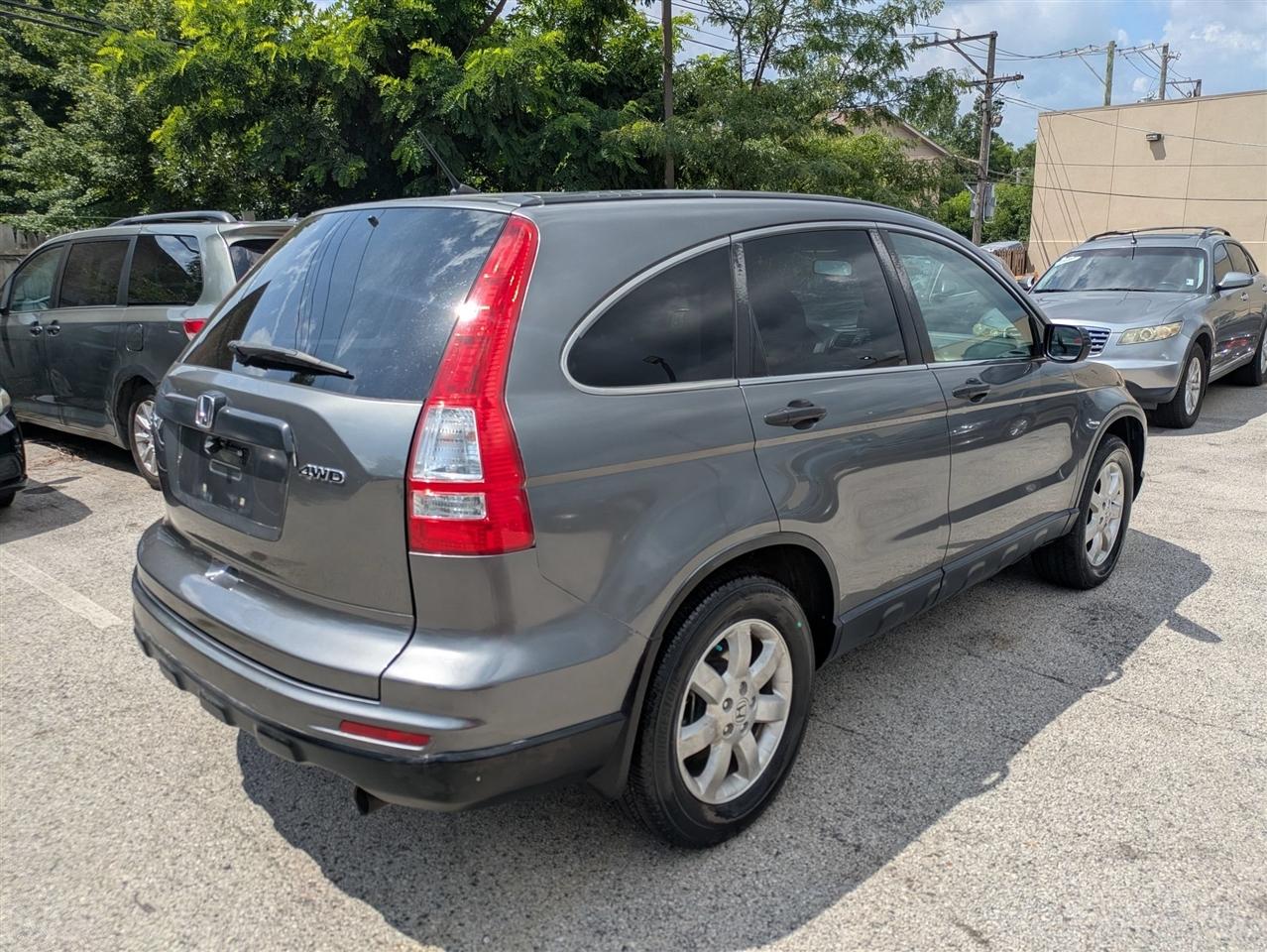 Honda CR-V SE 4WD 5-Speed AT 2011