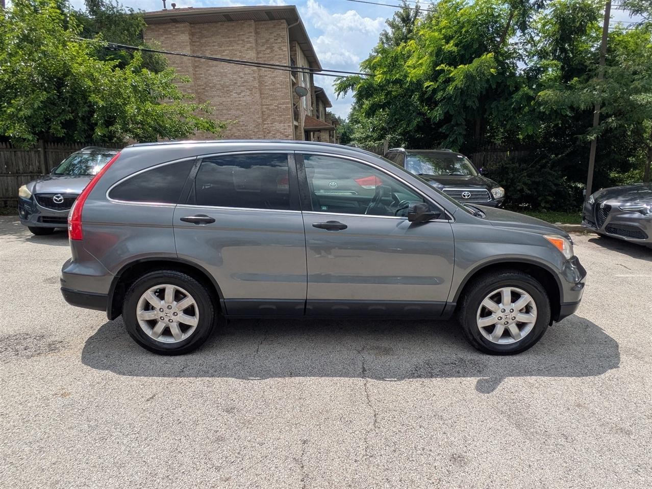Honda CR-V SE 4WD 5-Speed AT 2011